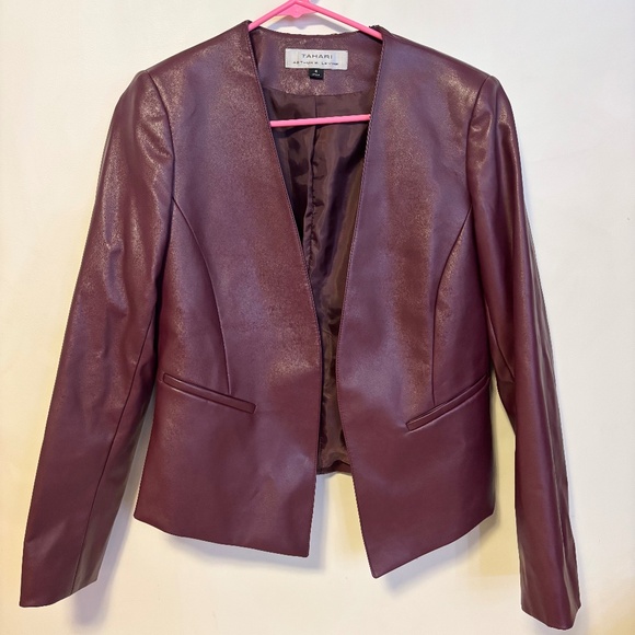 Tahari Arthur S. Levine Open Front Faux Leather Jacket Maroon Burgundy Womens 4 - Picture 1 of 5